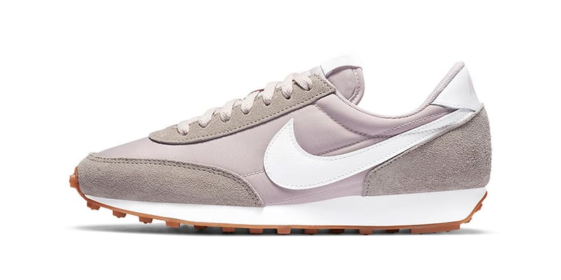 Nike daybreak on sale purple
