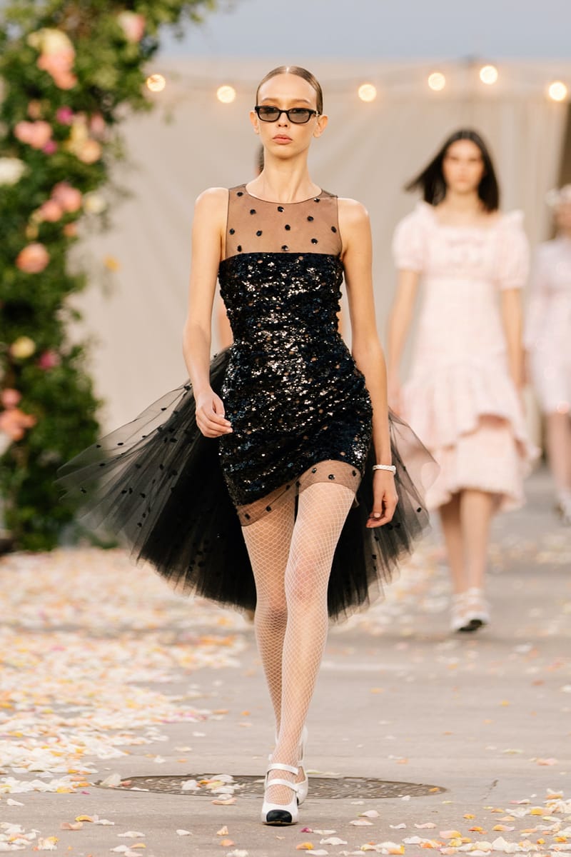 Chanel shop dress collection