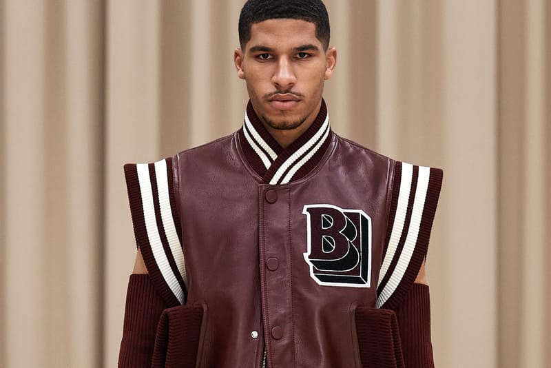 BURBERRY　スタジャン　コレクションモデル バーバリーロンドン スタジャン 21AW ボルドー ロゴパッチ 8045532