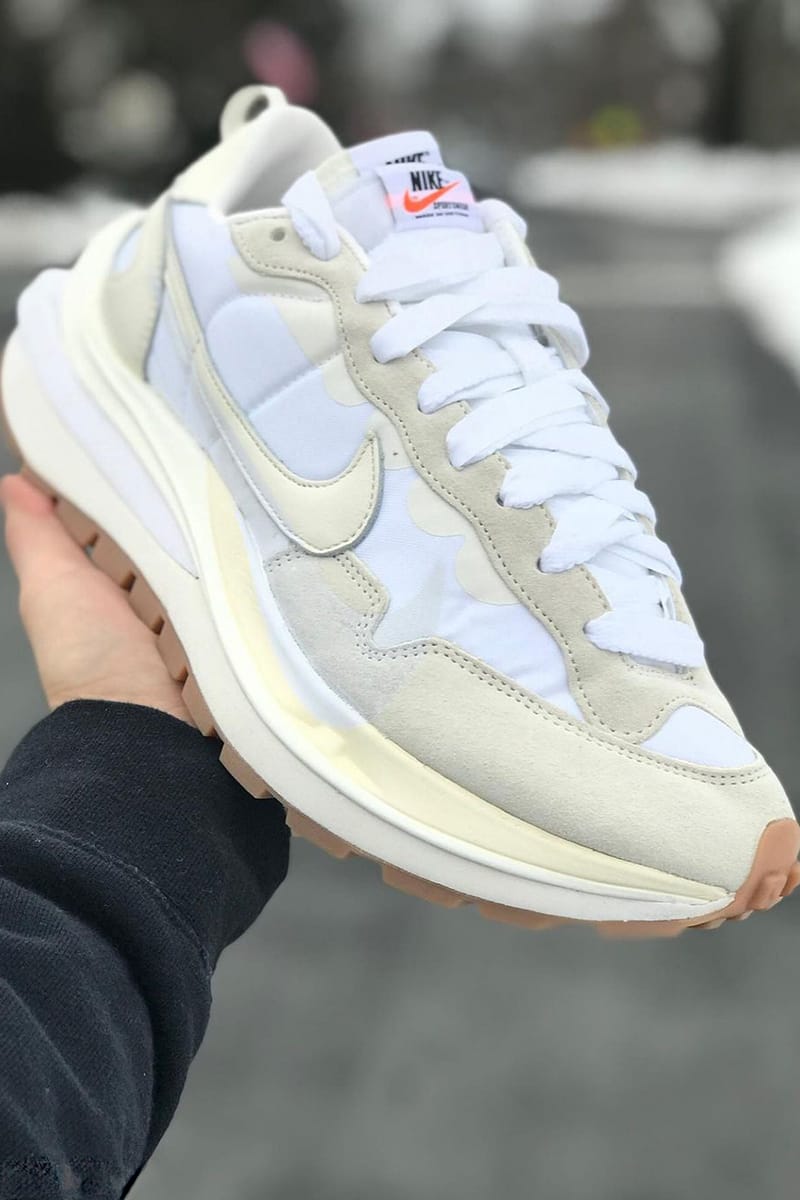 nike sacai⭐︎vaporwaffle white 27.0cm着用後は細かくケアしていました