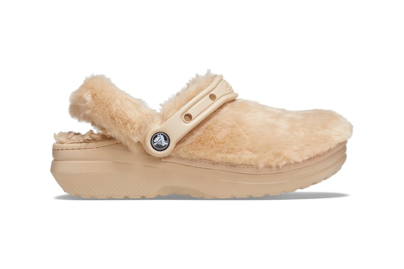 crocs winter faux fur lined clog