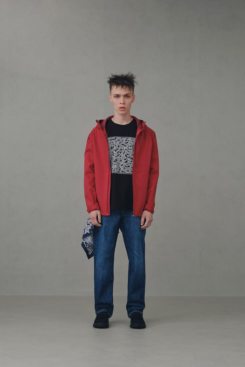 Uniqlo jean michel online basquiat hoodie