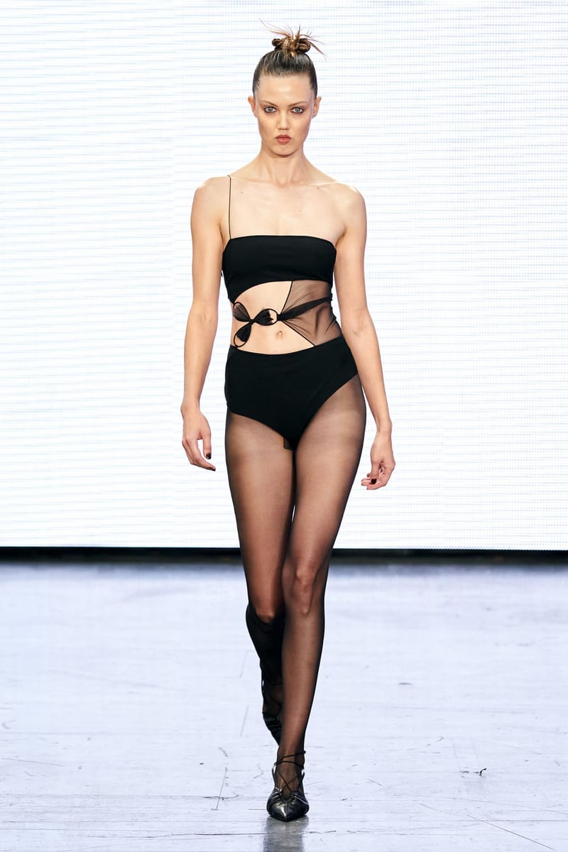 【関税込み】Nensi Dojaka SSENSE限定 カーキ ビキニ Nensi Dojaka: SSENSE Exclusive Taupe Bikini | SSENSE