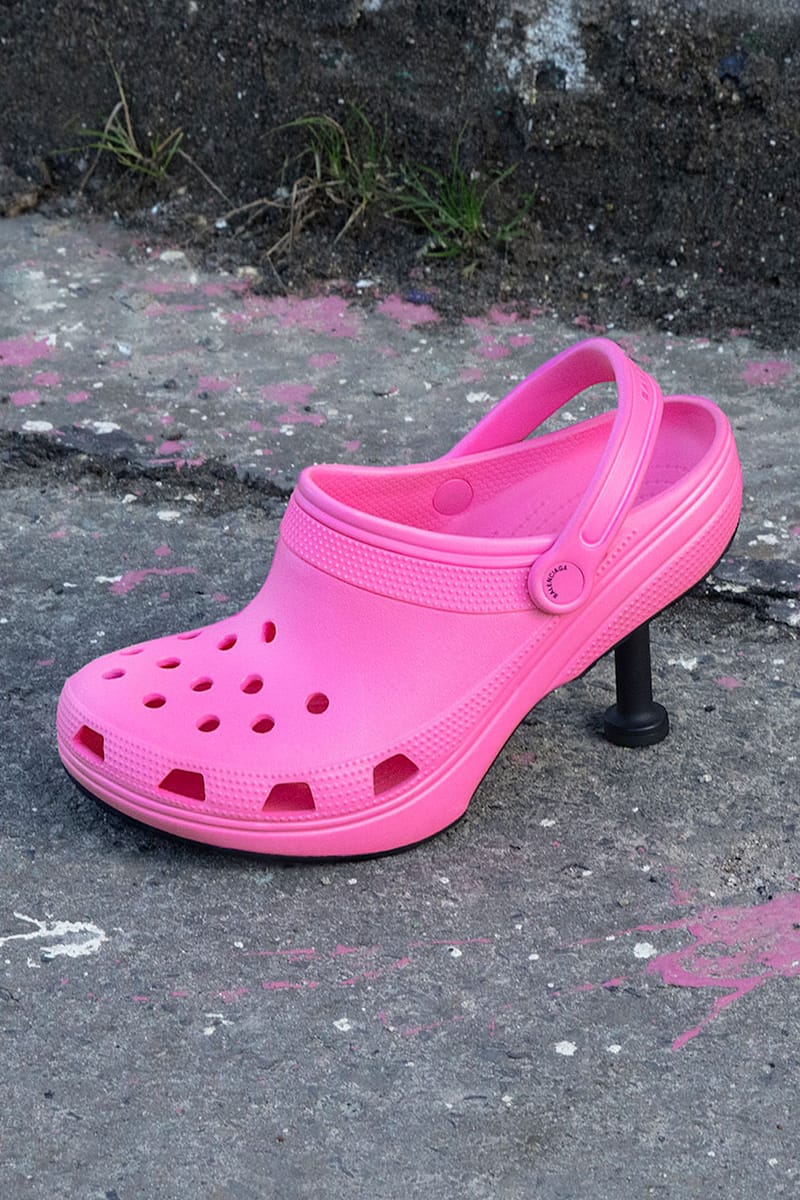 25SS new/BALENCIAGA x Crocsトングサンダル Sandal Pink Balenciaga Croc Sandals for Spring 2018 - Balencaiga