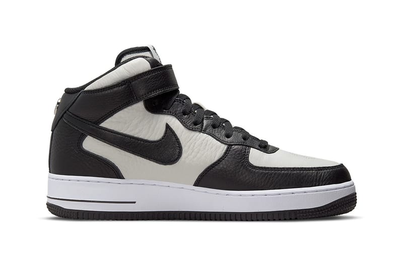 Nike airforces hotsell black and white