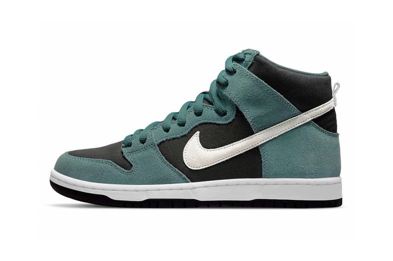 Green on sale suede nikes