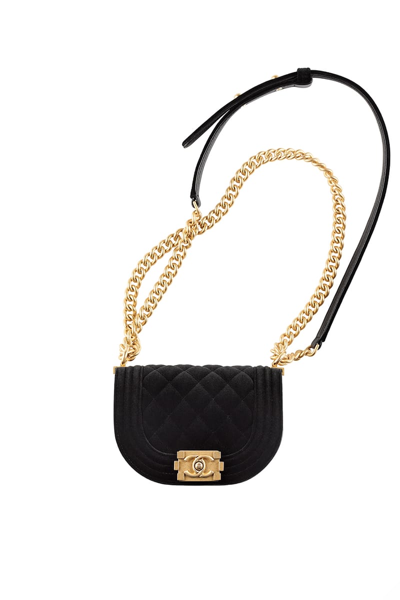 Chanel Releases Métiers d'Art FW21/22 Handbags | Hypebae