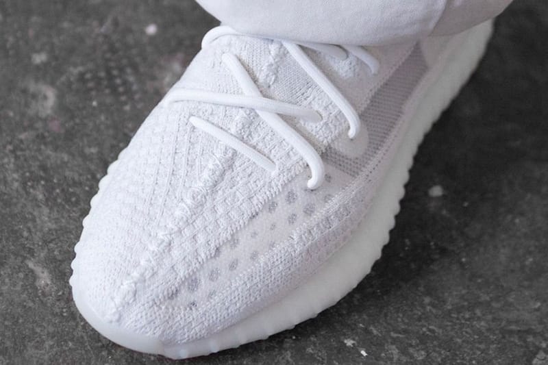 White yeezys best sale on feet