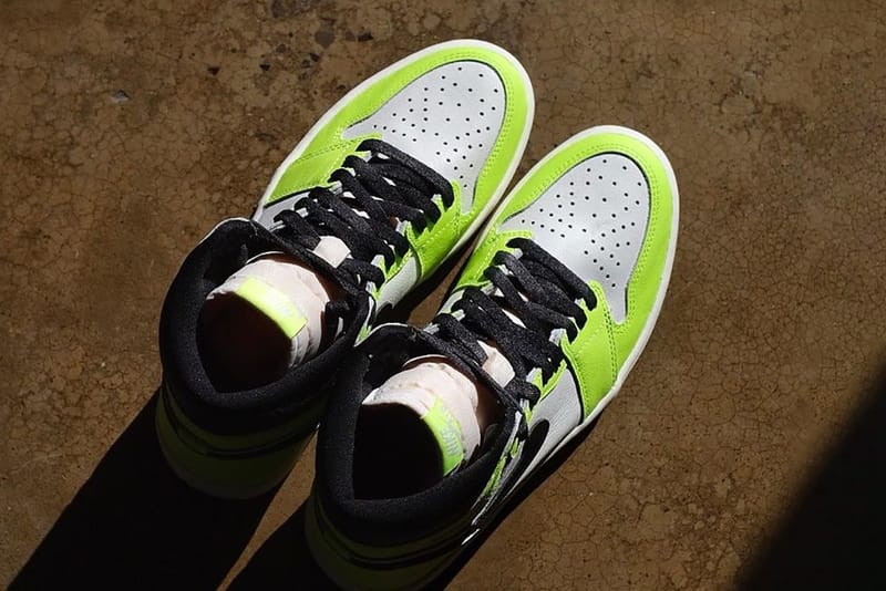 Air jordan clearance neon green