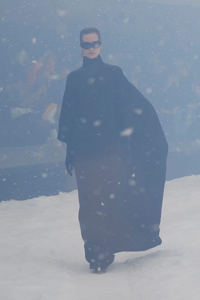 BALENCIAGA DEMNA GVASALIA デムナヴァザリア ブック BALENCIAGA DEMNA GVASALIA デムナヴァザリア ブック - メルカリ