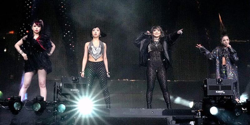 2ne1-coachella-performance-cl-
