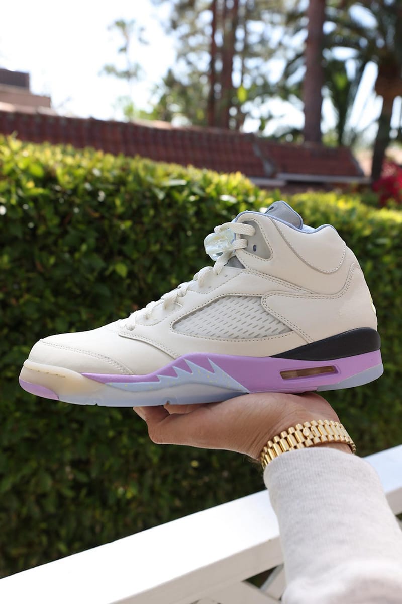 Cream and purple hot sale jordans