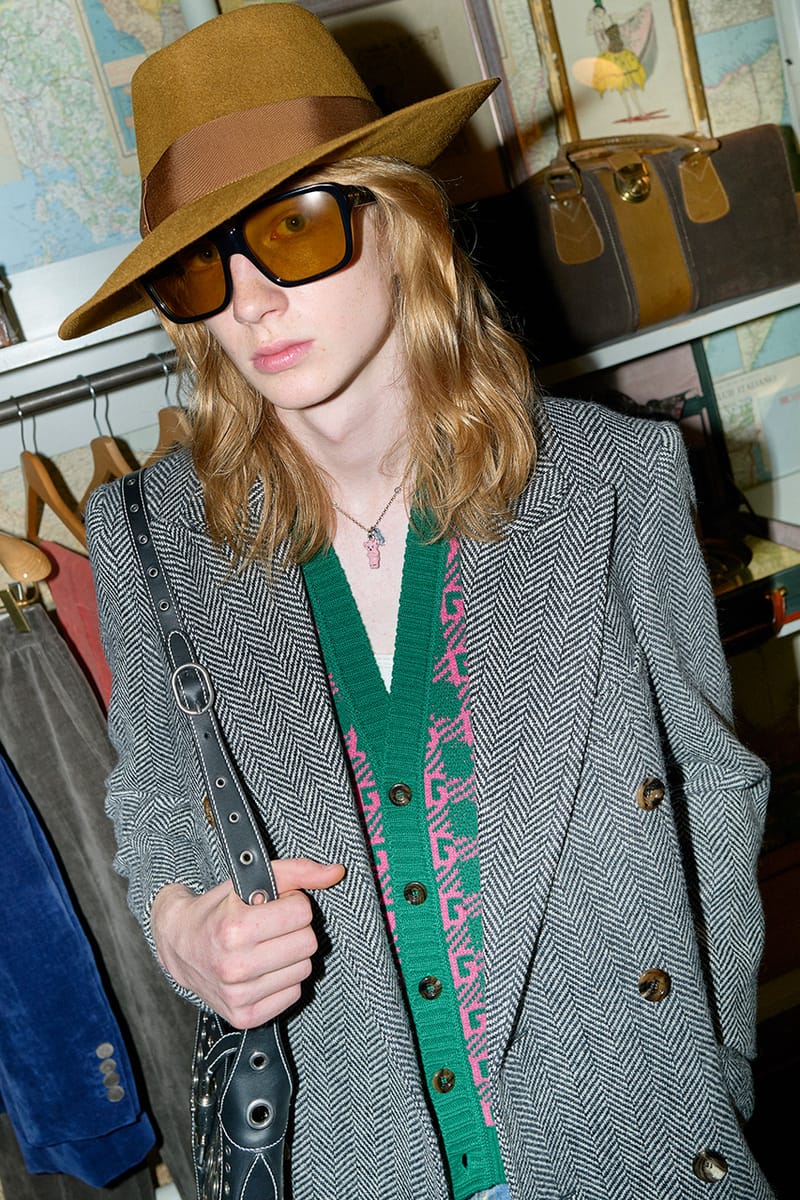【限定】GUCCI　Harry Styles HAHAHA シルクシャツゴールド Harry Styles' HA HA HA Gucci Collection Is Finally Here