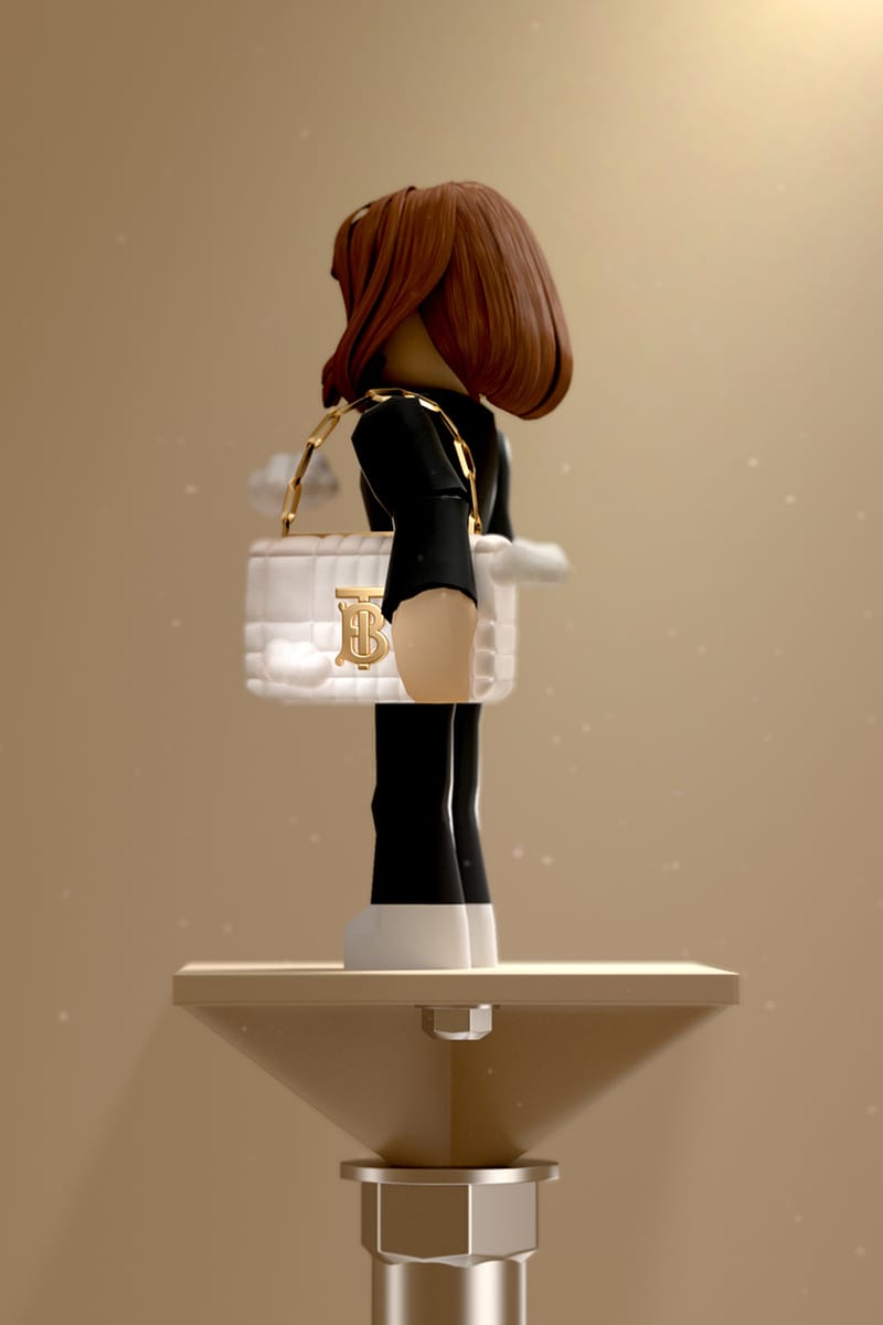 Burberry lola discount roblox emote