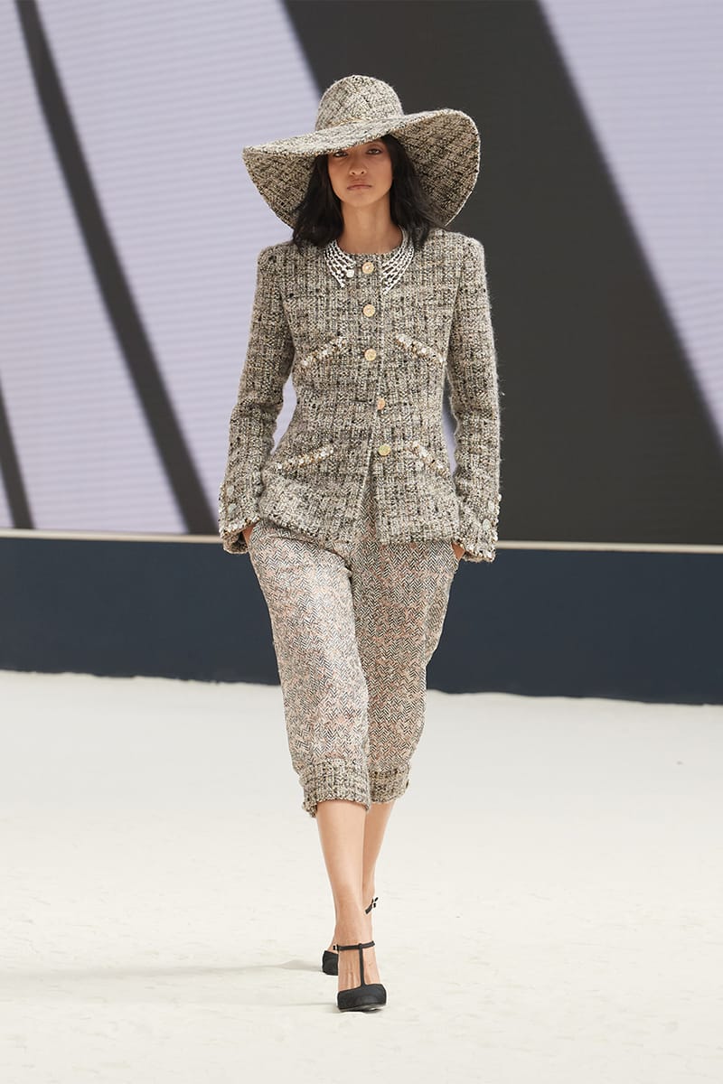 Chanel hotsell women's suits