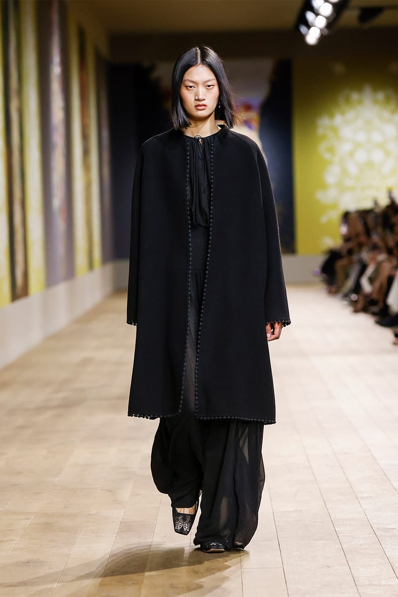 Dior FW22 Haute Couture Runway | Hypebae