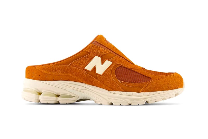 Hypebae | A closer look at Justin Bieber s New Balance sneakers Mules  Launching in 9 Colorways | New Balance 550 Lakers Pack White Vibrant Orange