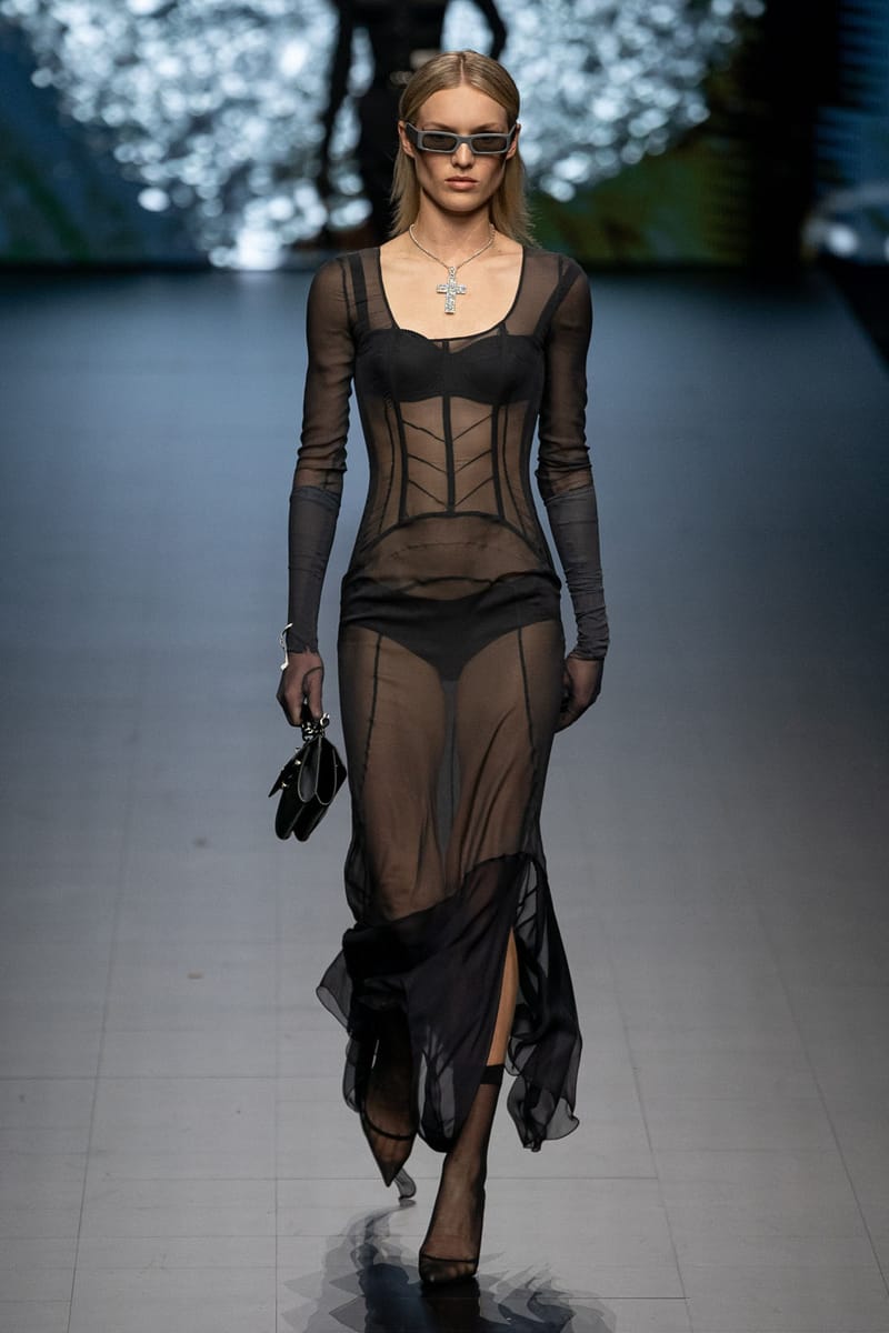 Dolce & Gabbana ブラックキャミソール Dolce & Gabbana x Skims Collection: Shop 2024 Clothing