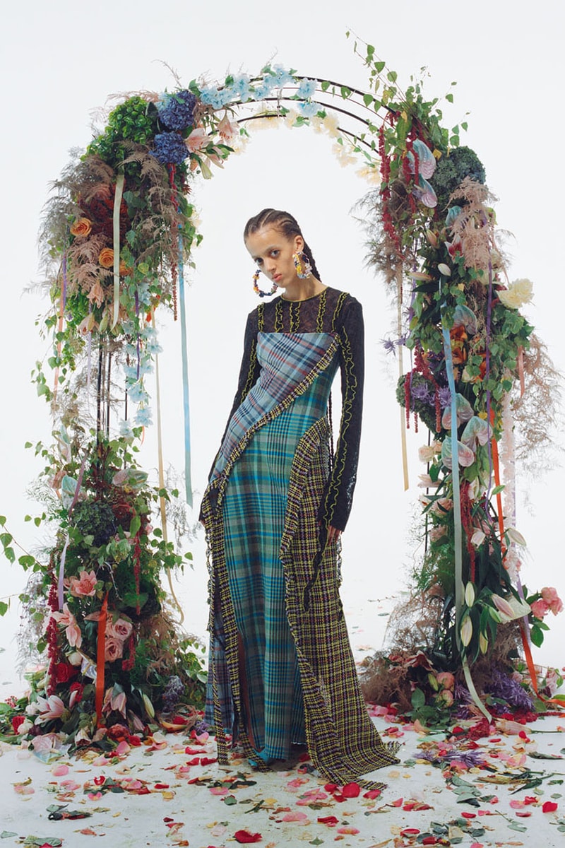 Rave Review SS23 Offers Midsummer Indie Sleaze | Hypebae