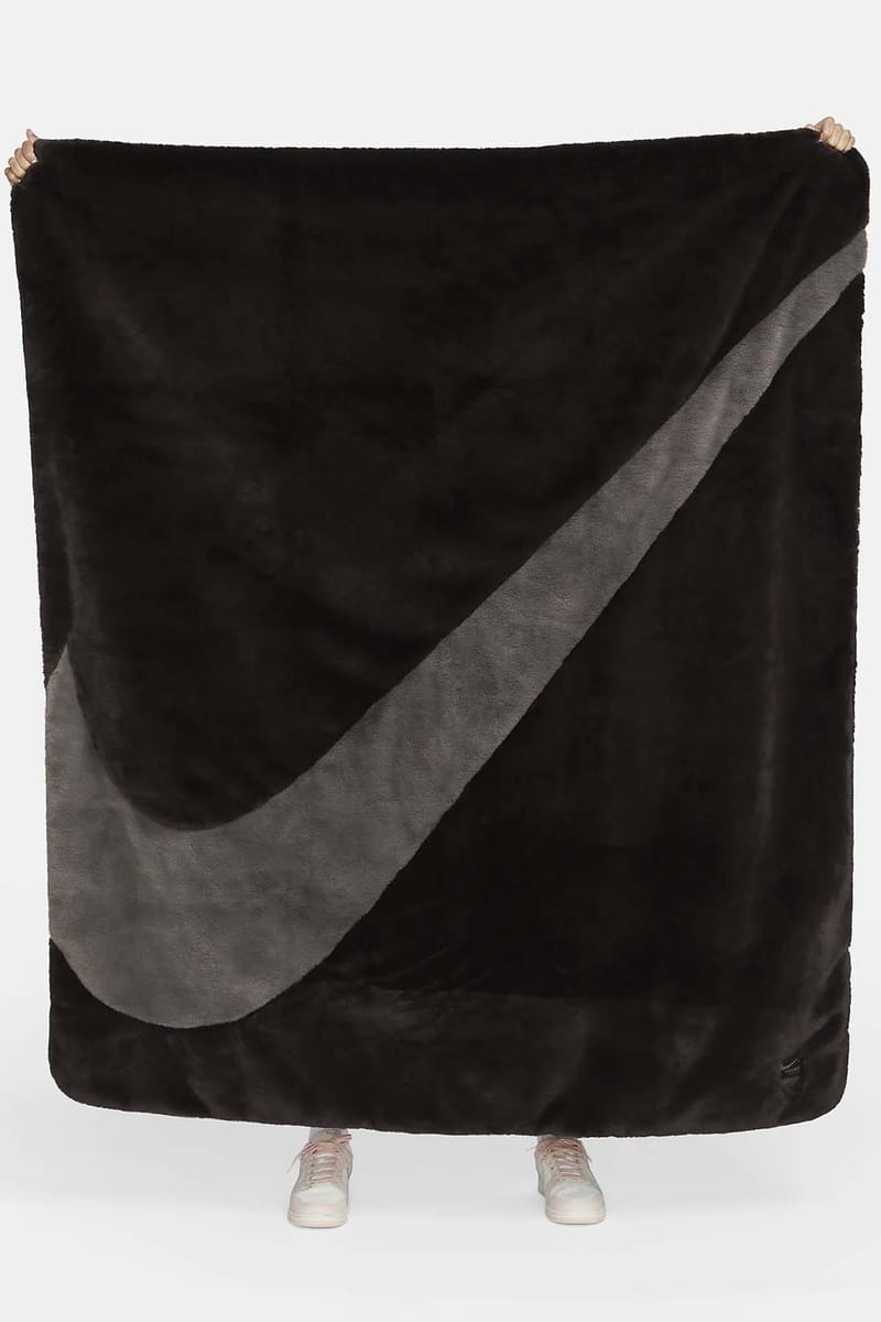 Nike faux blanket hot sale