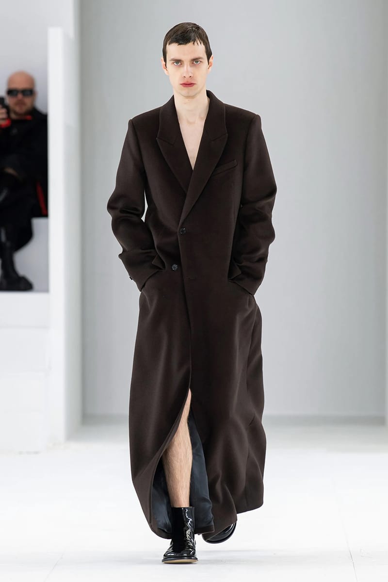 [最終値下]FLORIAN KREWER LOEWE 2022S/S MEN’S LOEWE FW22 Collection Showcases the Beauty in Imperfection
