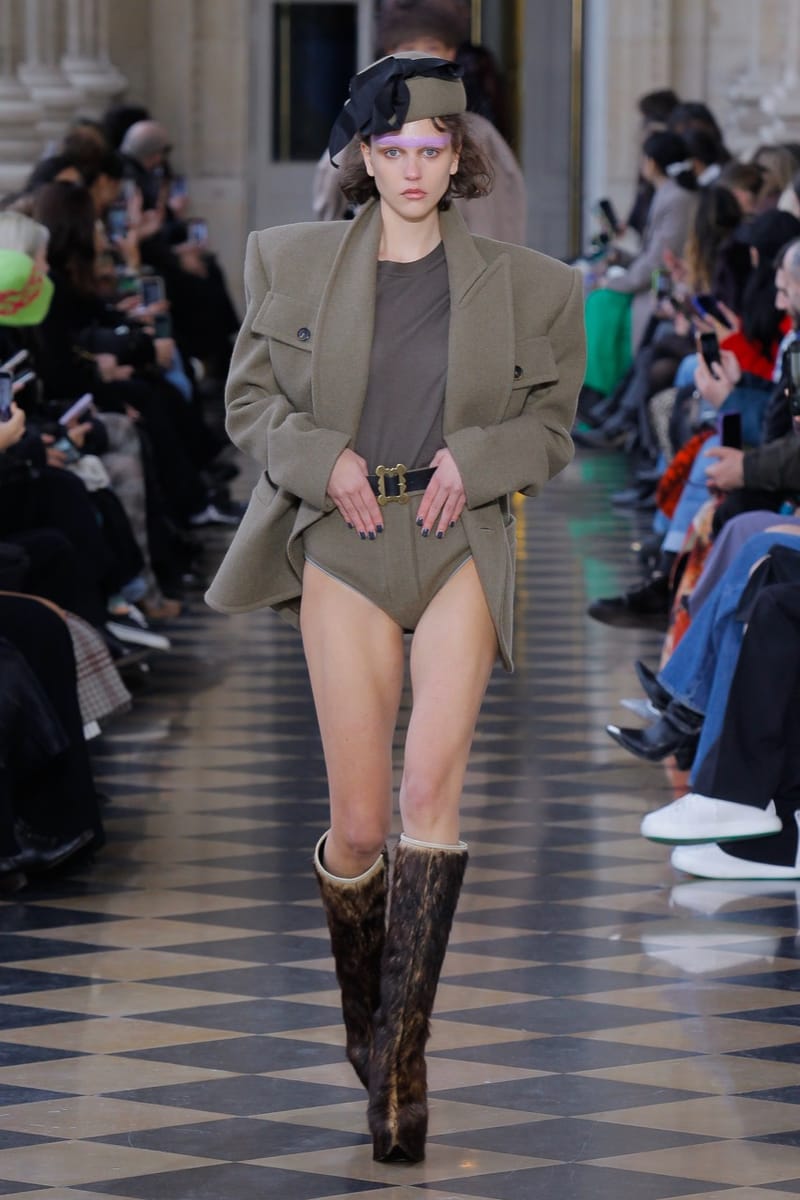Andreas for Vivienne Westwood's FW23 at PFW | Hypebae Andreas for Vivienne Westwood's FW23 at PFW | Hypebae