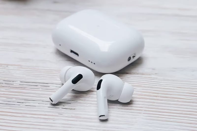 Apple Plans To Drop USB-C Version of AirPods Pro 2 | Hypebae