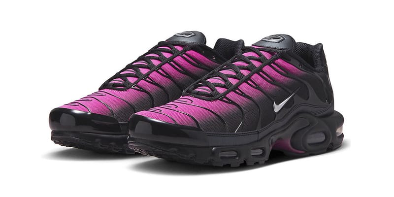 Nike air max plus womens pink and on sale black