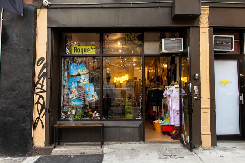 Sorel discount footwear store