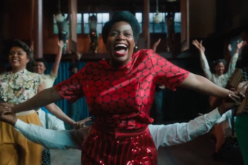 Oprah online red dress