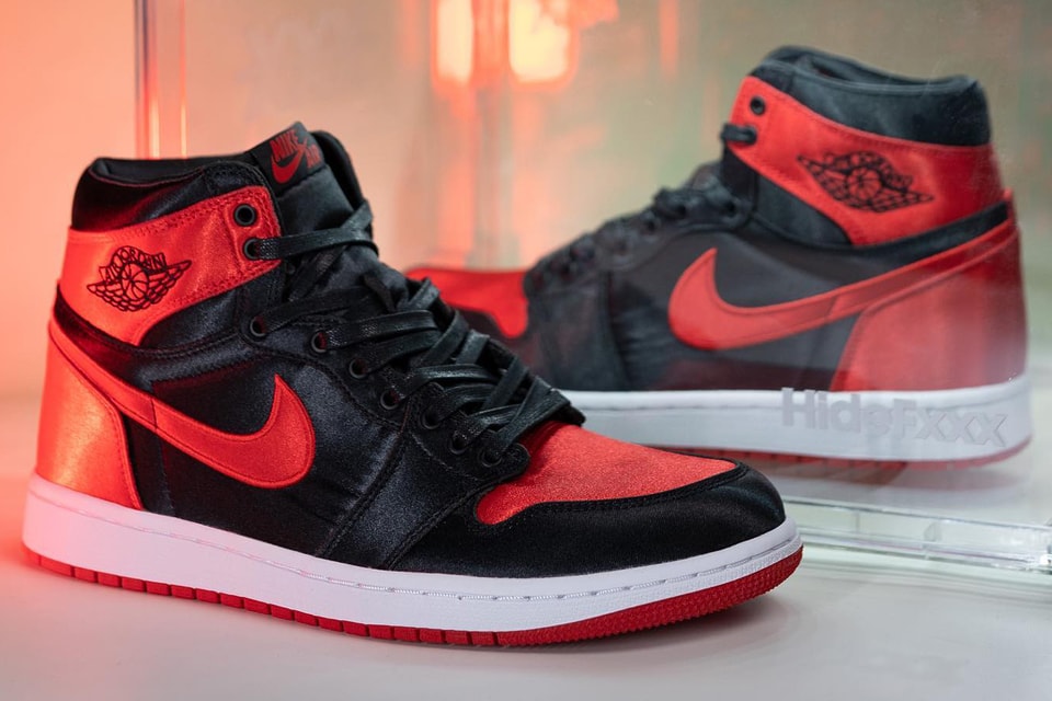 Aj1 top satin red