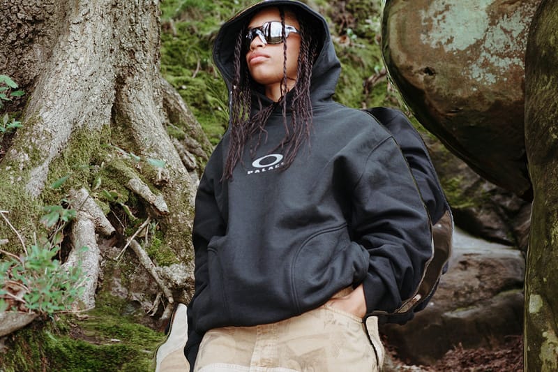 palace oakley hoodie | ochge.org