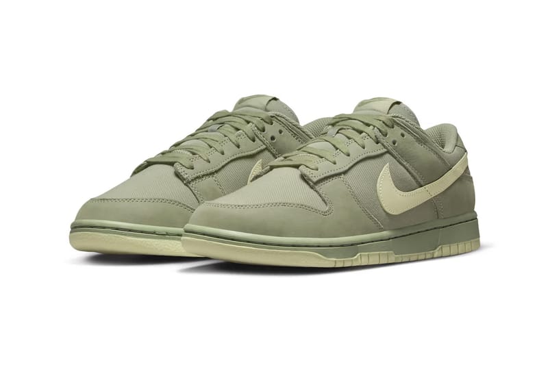 Nike dunks oil best sale