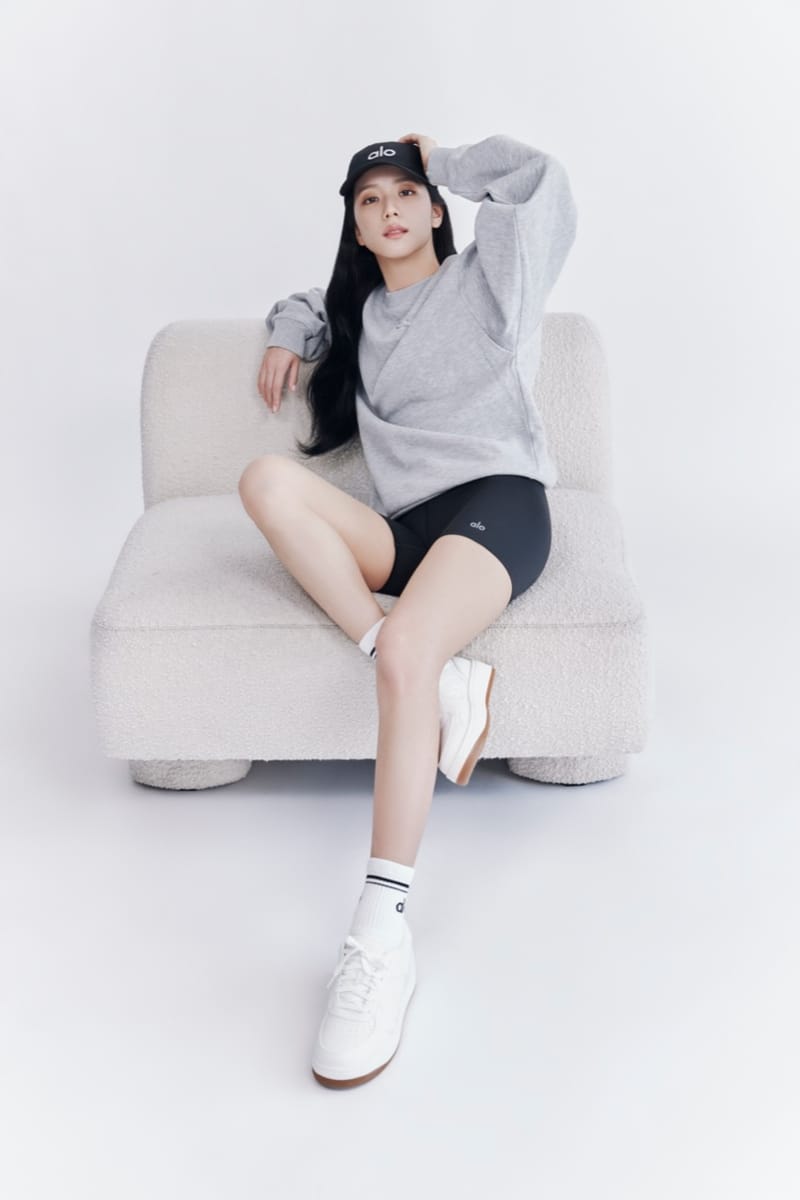 BLACKPINK s Jisoo in Alo Yoga Spring Campaign Hypebae