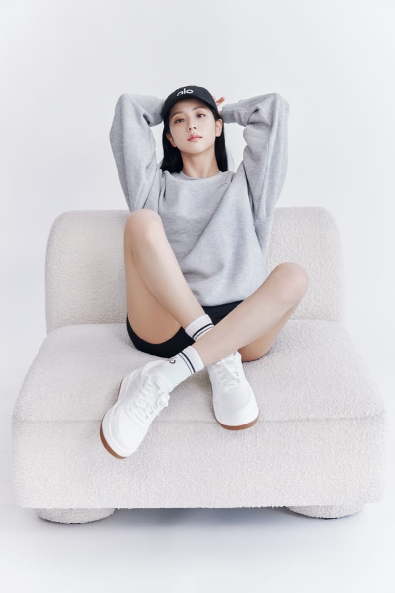 BLACKPINK s Jisoo in Alo Yoga Spring Campaign Hypebae