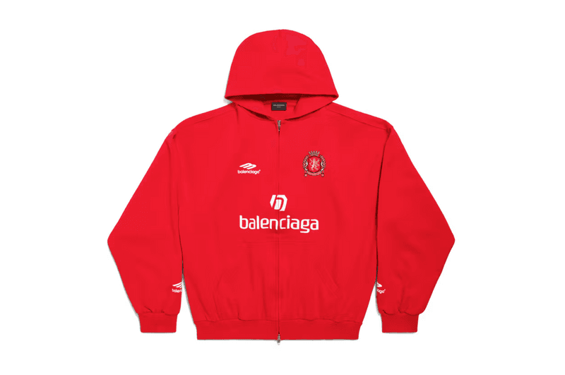 balenciaga soccerhoodie 並行輸入品 Balenciaga Releases Limited Edition Soccer Series