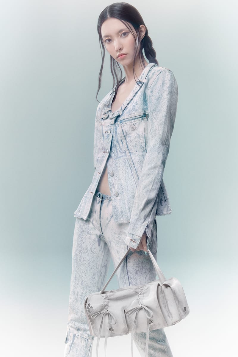 ILLIT Acne Studiosコラボポスター(非売品)
