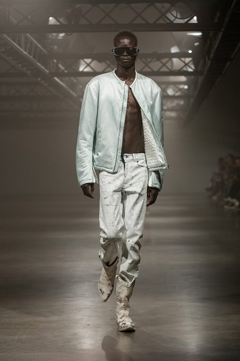 スリッポン MM6 Maison Margiela SS25 (S59WS0238 P5246T8013) MM6 Maison Margiela SS25 Runway | Hypebae