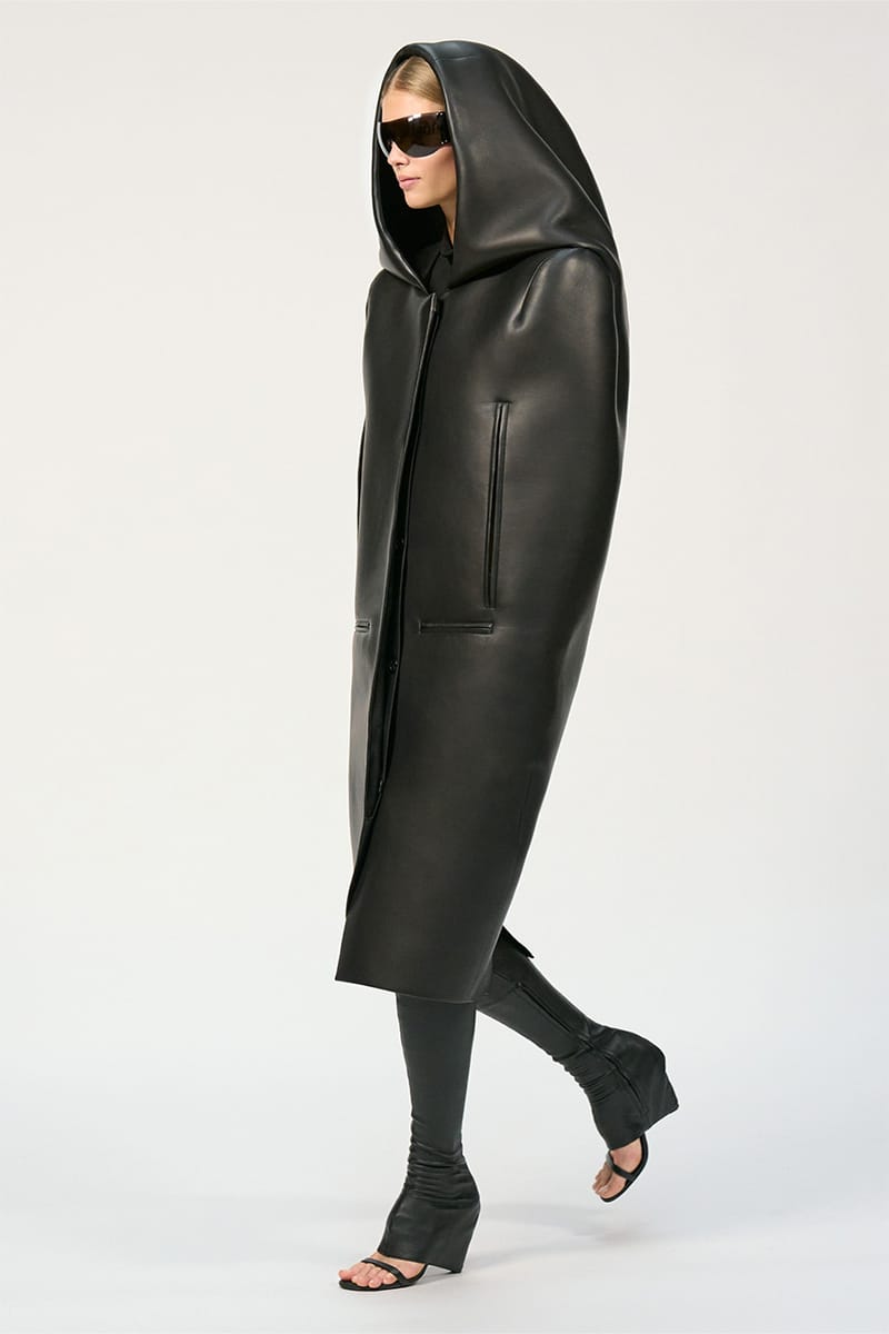 courreges ショートジャケット ブラック SS25 Courrèges S/S 25 | SHOWstudio