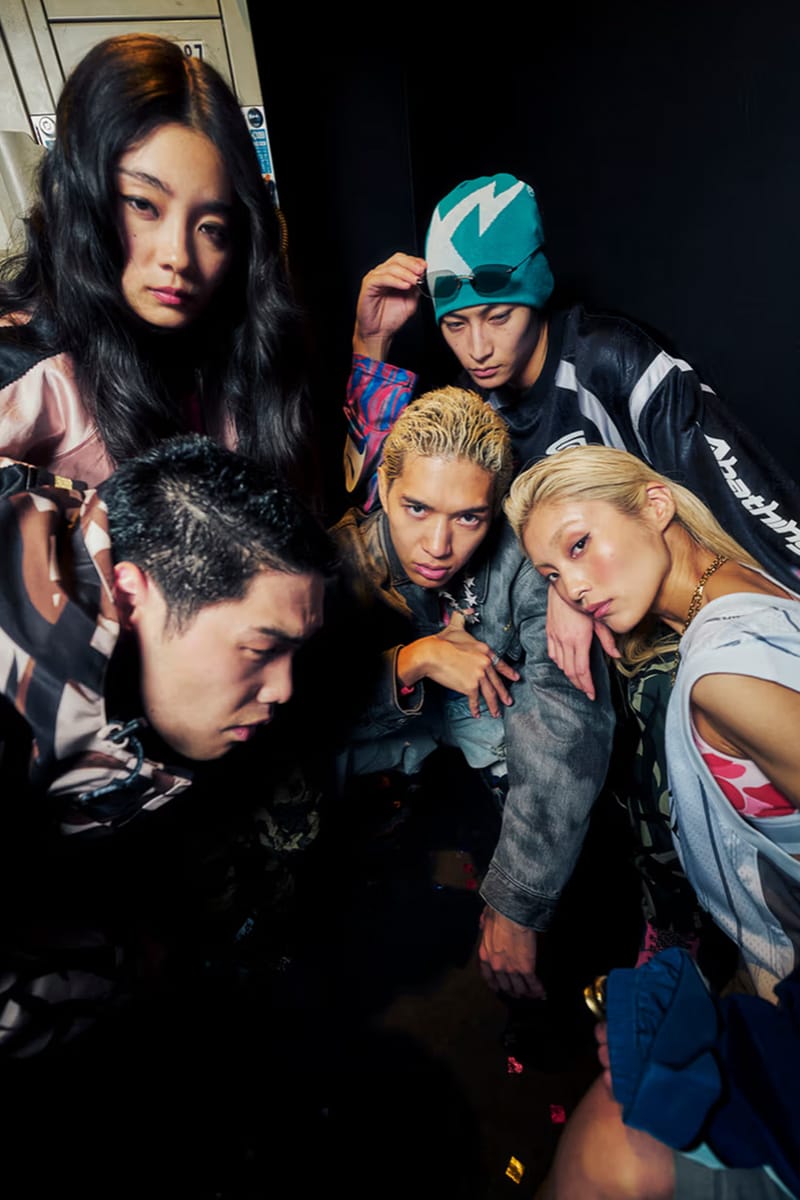 A BATHING APE® 2022 SPRING COLLECTION e-MOOK A BATHING APE® 2022 SPRING COLLECTION – uk.bape.com
