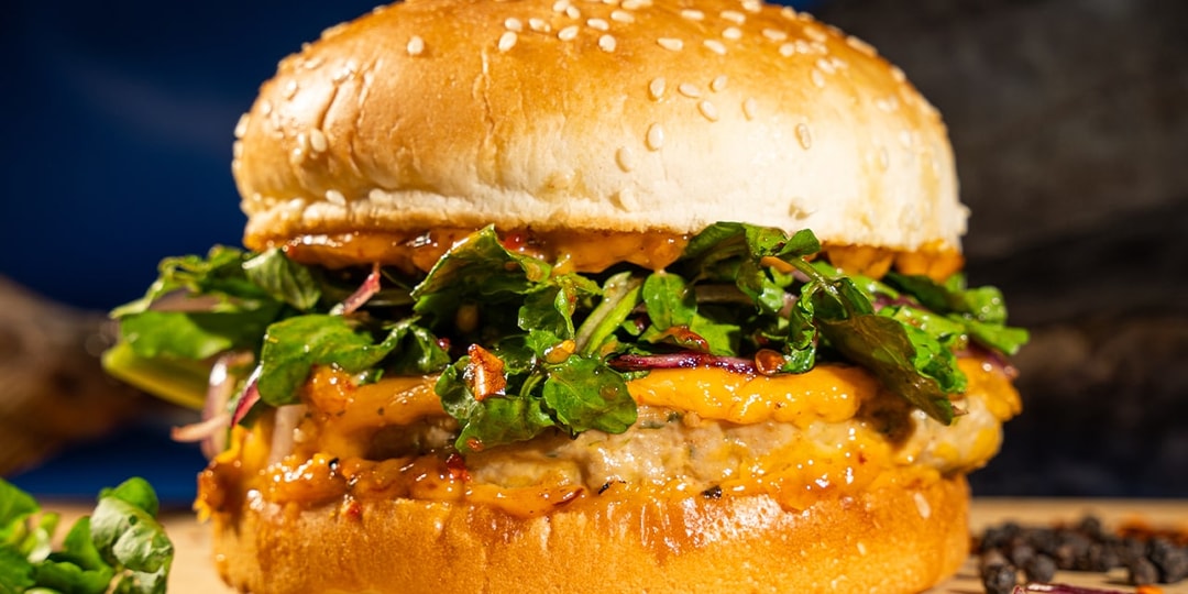 Lawless Burgerbar Hadirkan Tuna Sensation lewat Menu Terbaru ...