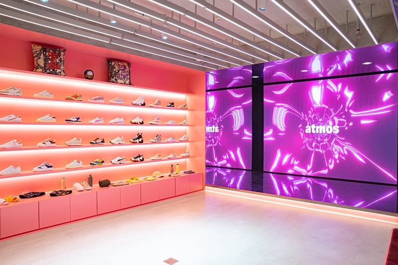 Hadir Perdana di Luar Tokyo, 'atmos Pink' Tampilkan Retail