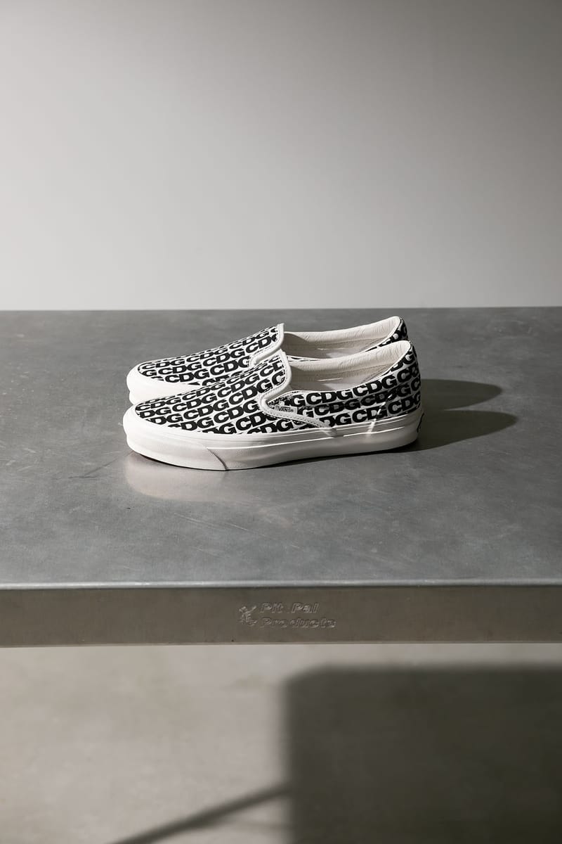 Ini Dia COMME des GARÇONS CDG x Vault By Vans OG Classic Slip-On