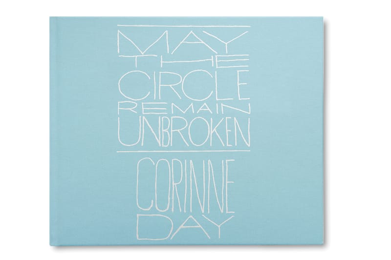 Corinne Day「MAY THE CIRCLE REMAIN UNBROKEN」が発売 | Hypebeast.JP