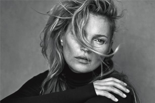 エルトン・ジョン・エイズ基金支援 写真集 「4 Inches」ケイト・モス表紙 エルトン・ジョン・エイズ基金支援 写真集 「4 Inches」ケイト