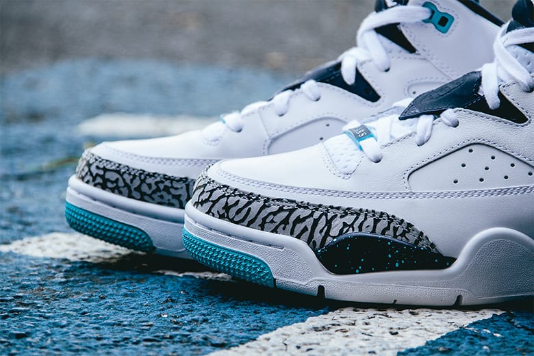 シューズ(女性用) Jordan Son of Mars White Navy Blue ハイブリッドな Air Jordan Son of Mars Low White/Midnight Navy