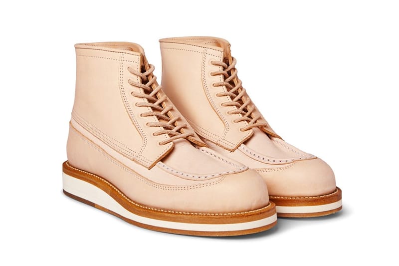 sacai x Hender Scheme コラボレーションブーツ | Hypebeast.JP