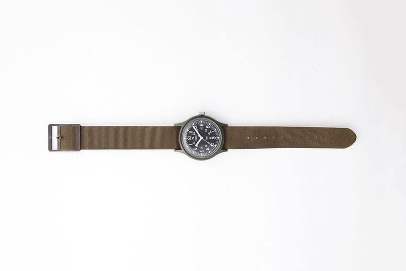 文字盤が反転した Engineered Garments x BEAMS BOY x Timex Camper