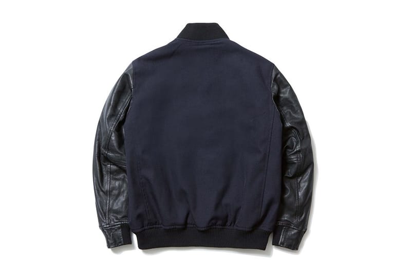 〈希少〉yohji yamamoto x new era ジャケット Yohji Yamamoto x New Era ジャケット | ブラック | FARFETCH JP