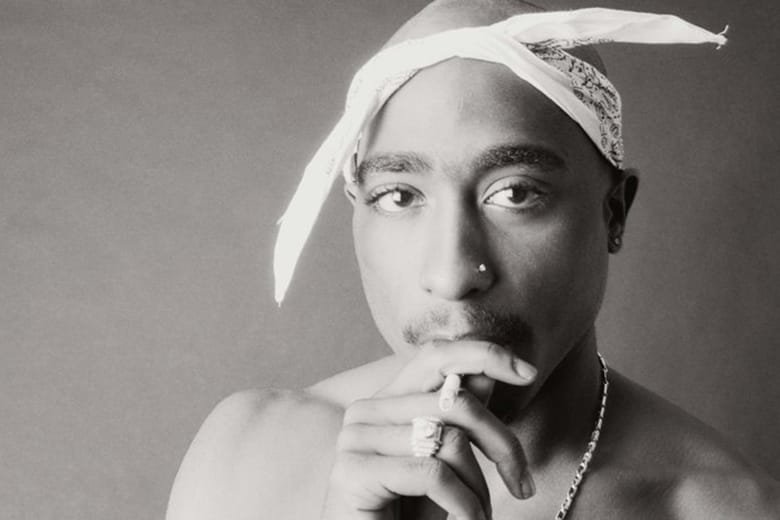 2Pac の最新写真集『Tupac Shakur: UNCATEGORIZED』 | Hypebeast.JP